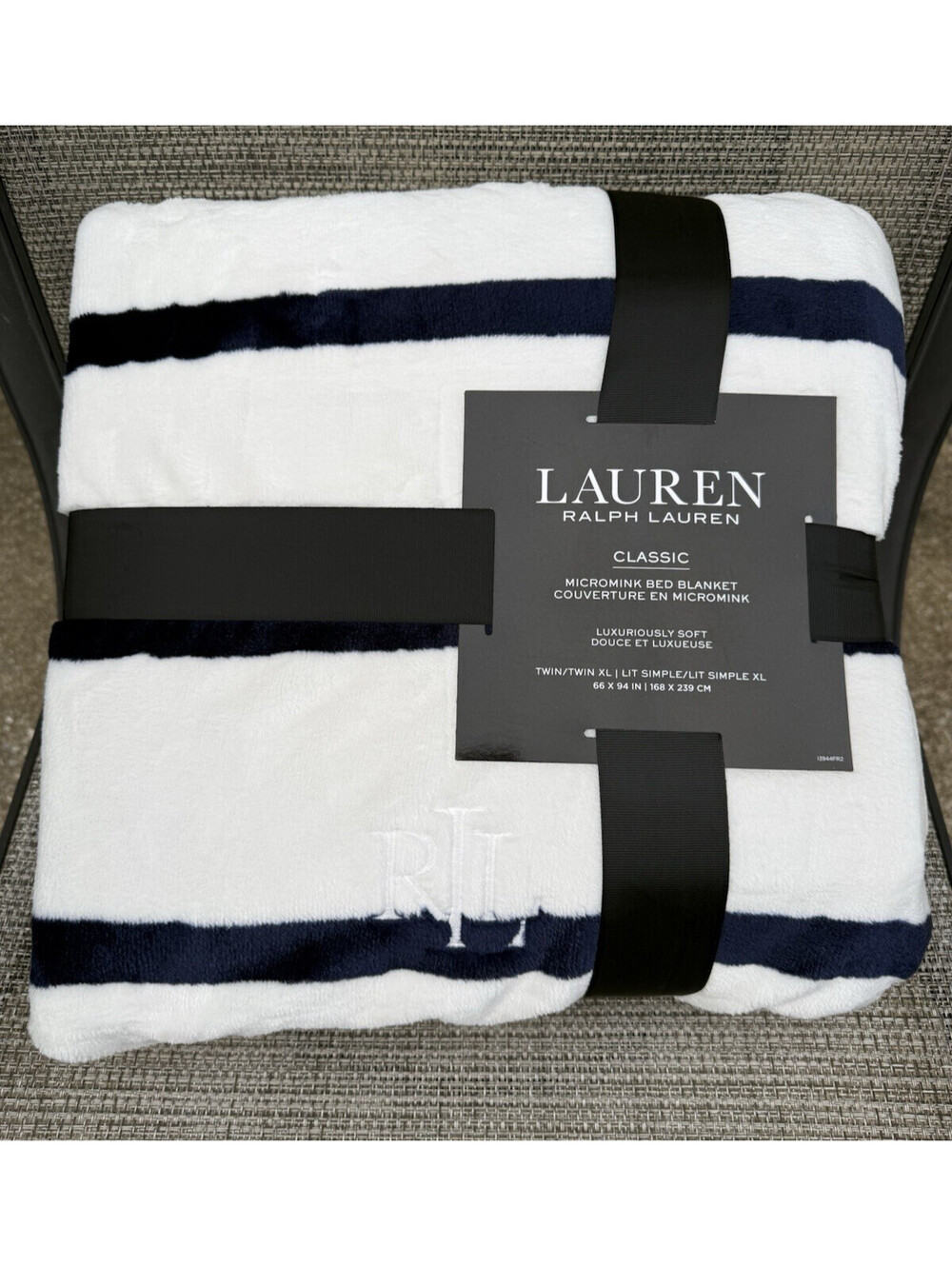 Ralph Lauren Classic Micromink White Navy Stripes Polyester TWIN Blanket 66"x94"